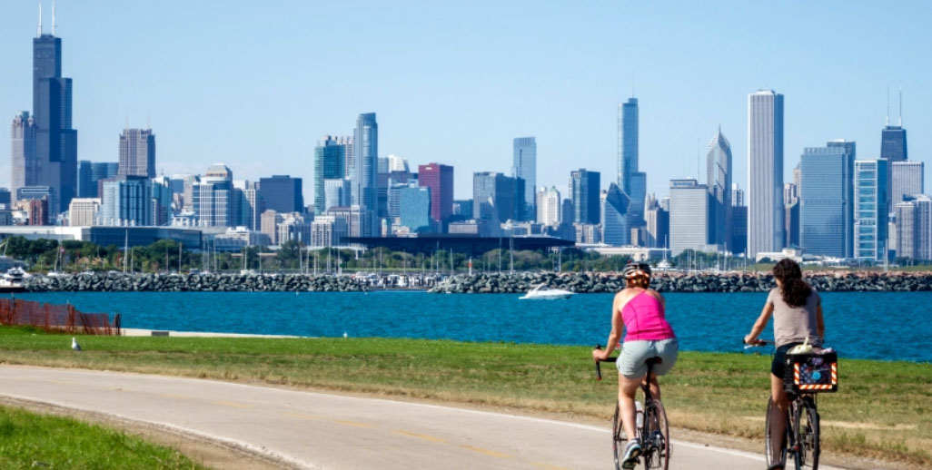 lakefront and redline chicago