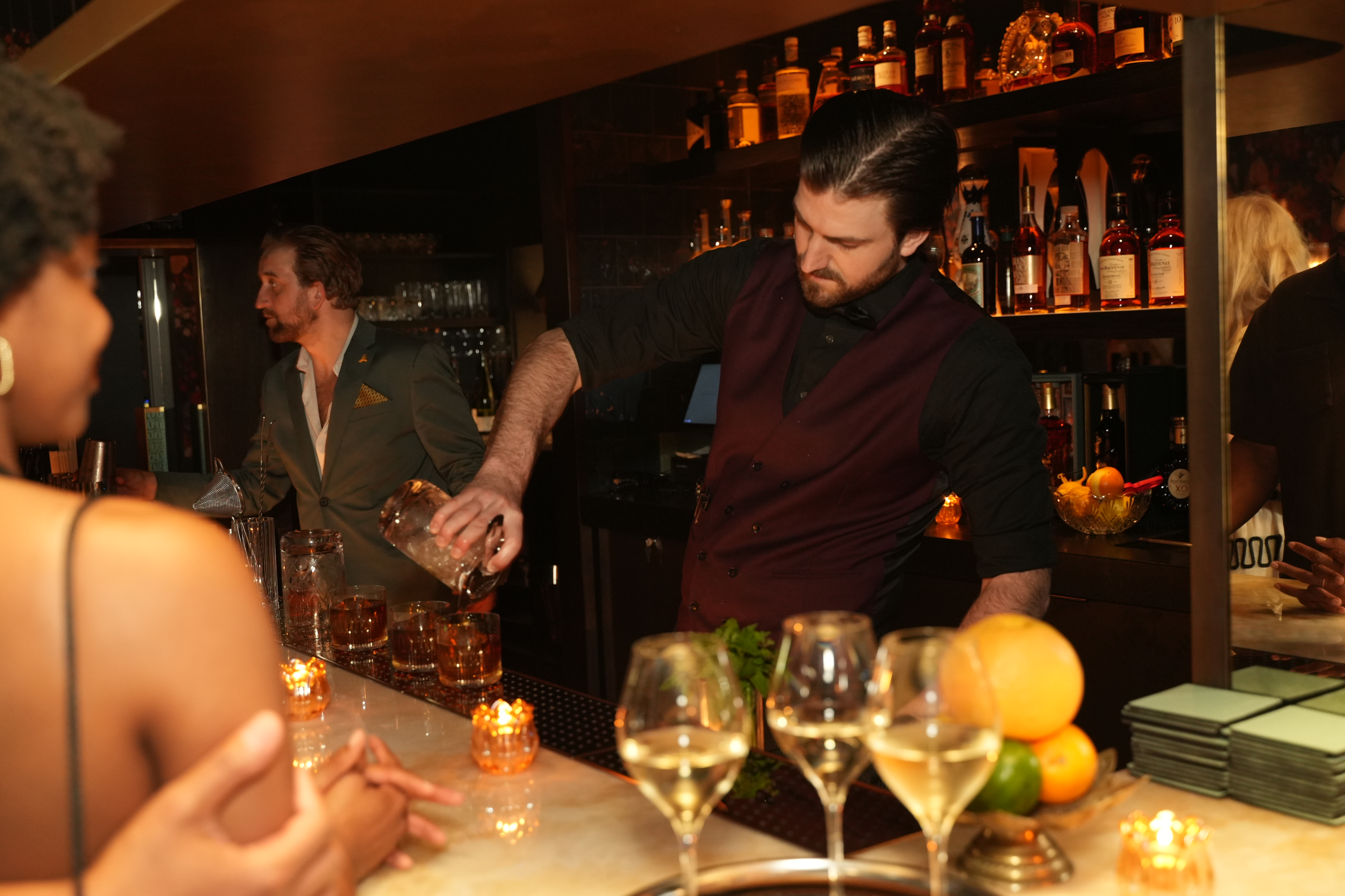 DSC02540 Bartender DSC02540 Bartender