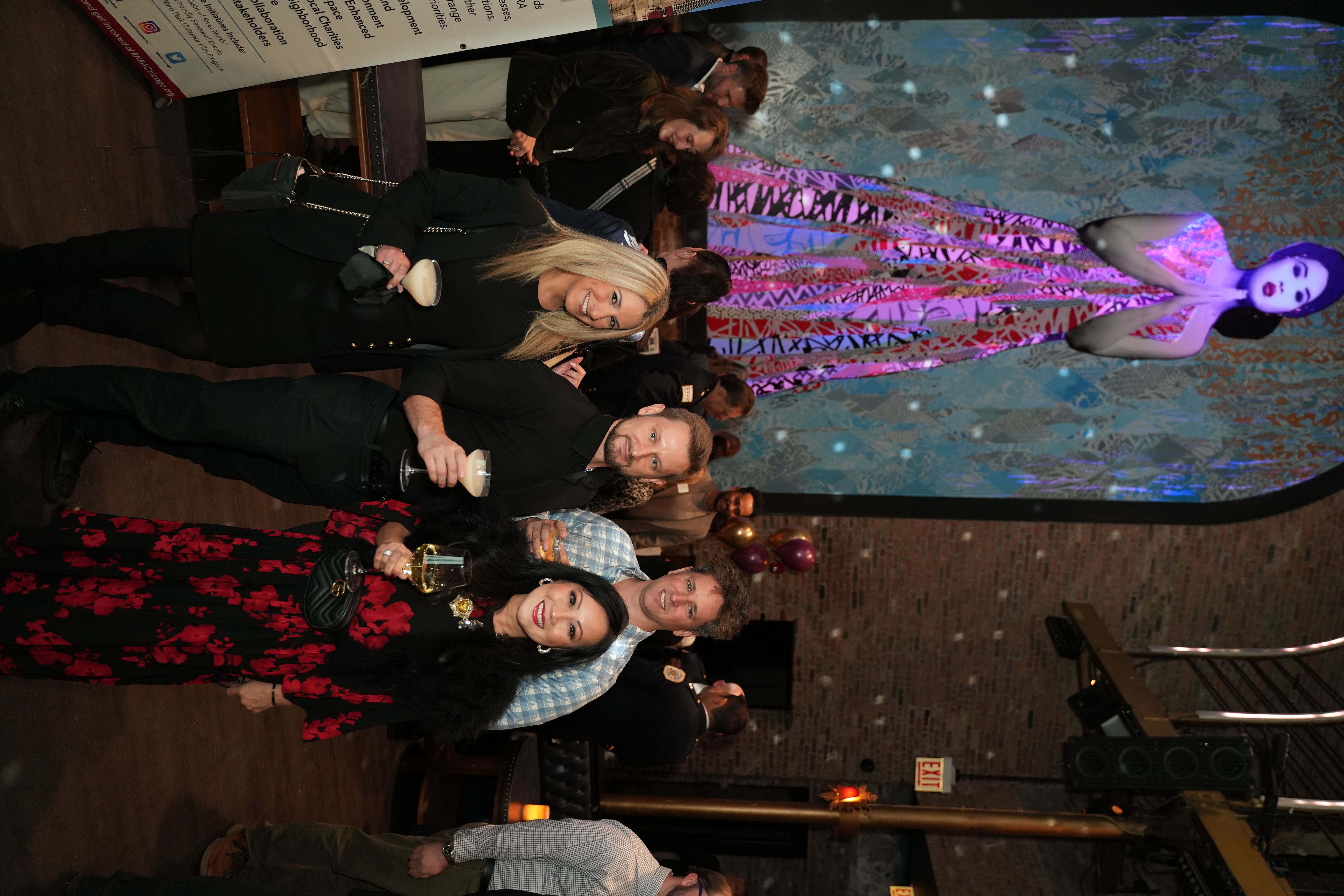 Group in front of Tao WallDSC09490