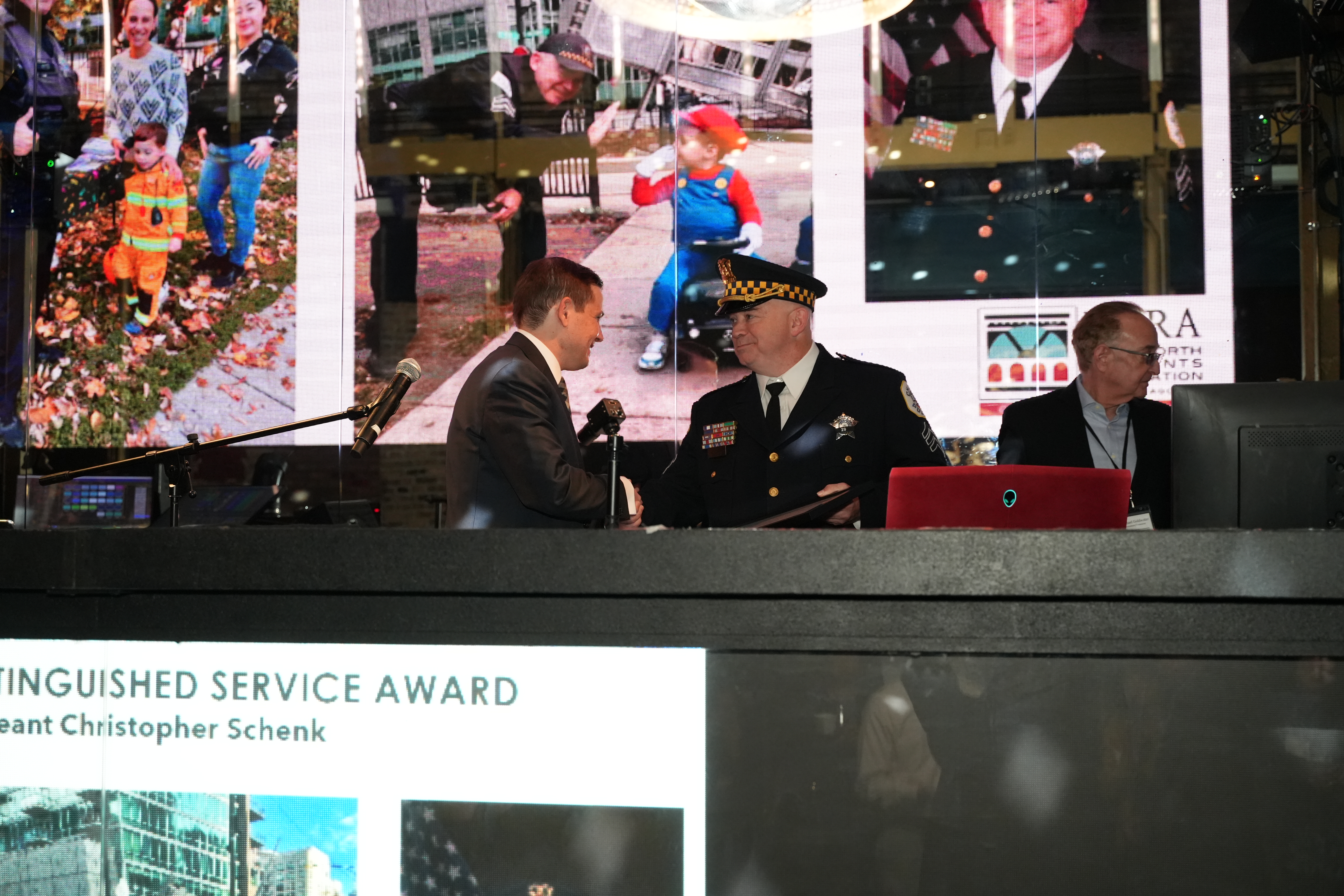 Joe awarding CrhisDSC09930