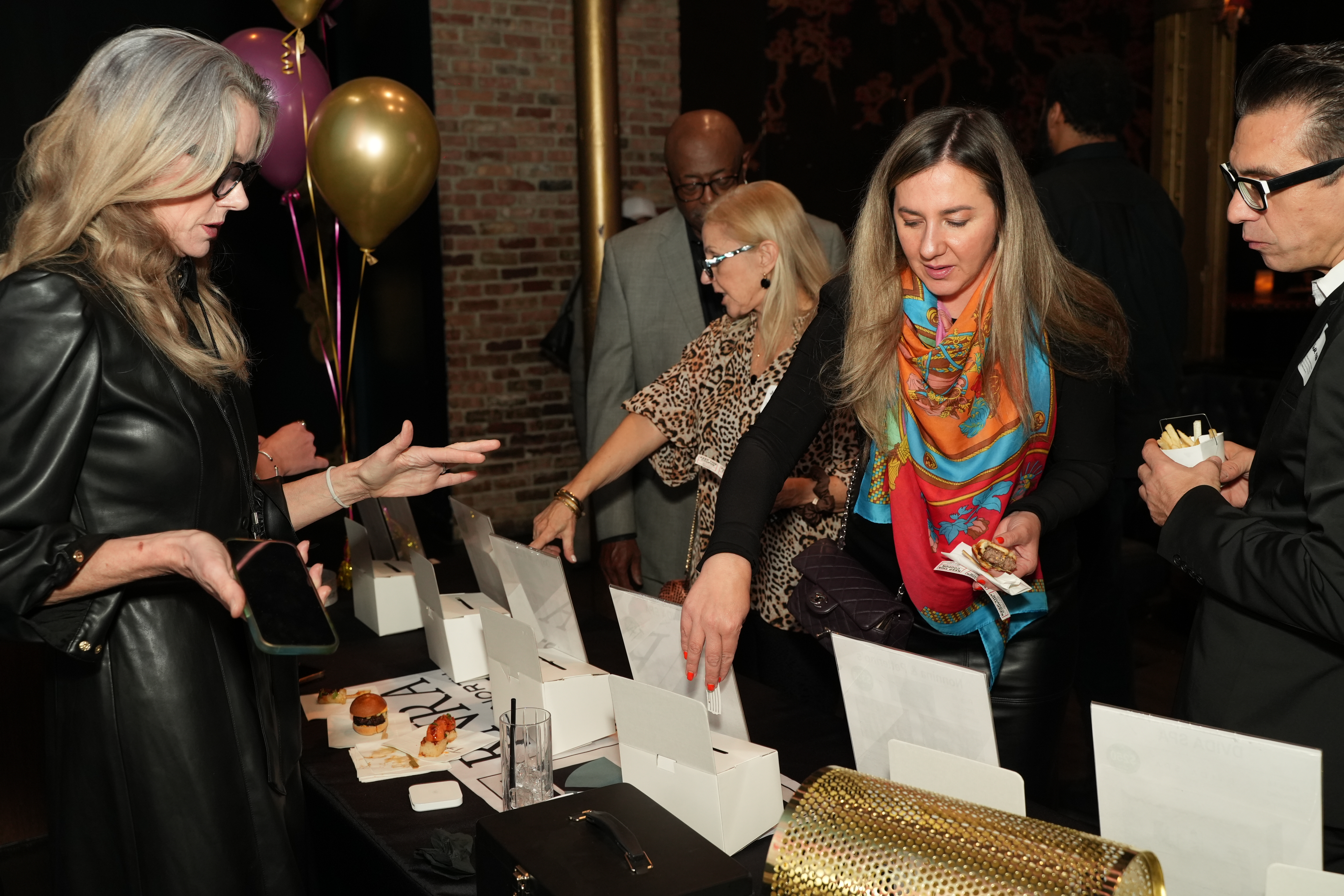 Raffle TableDSC09434